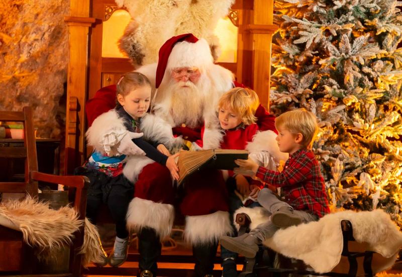 Enjoy breakfast with Santa at Waterford's Mount Congreve Gardens this Christmas Eve