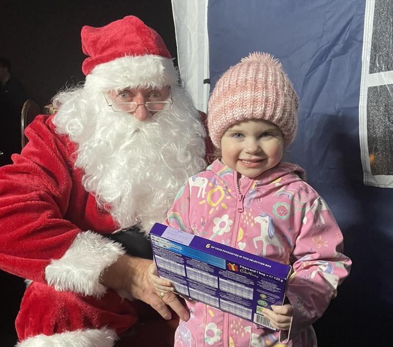 Pictures: Kennedy Park residents bring back their traditional Christmas