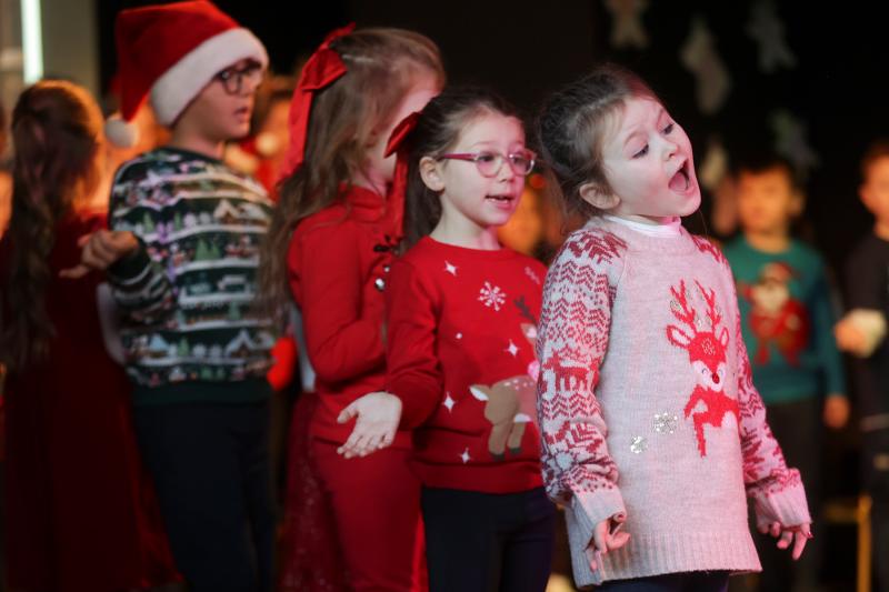Tipperary pupils perform a wonderful Christmas story