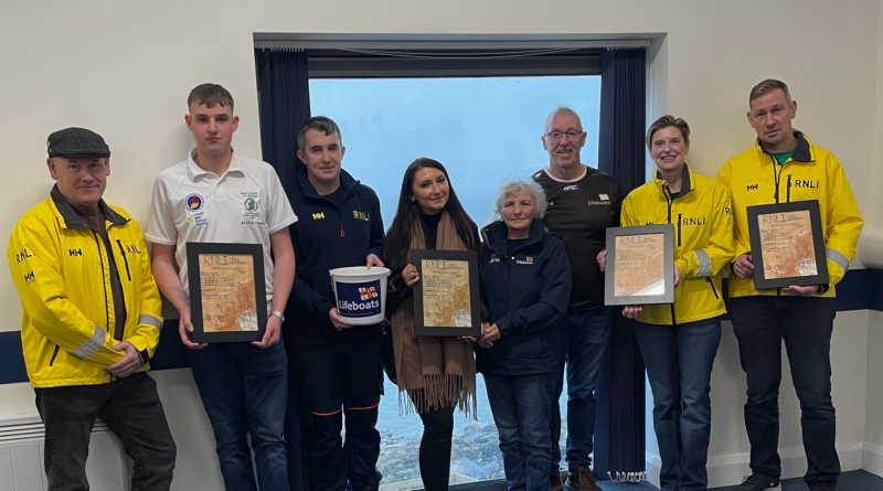 Tory Islander travels by helicopter, car and boat to donate to Arranmore RNLI