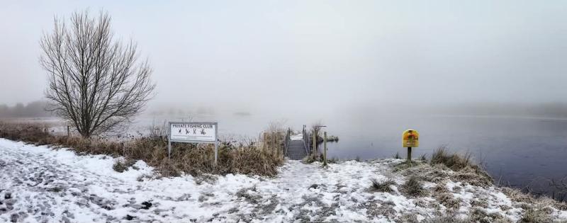 People walking across frozen lakes in Laois urged to stop 