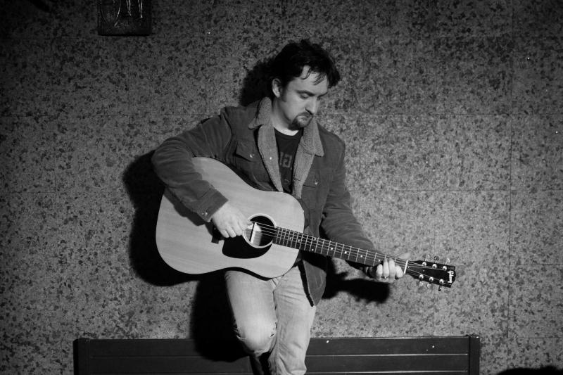 Country charm hits Ballinamore: Kevin Logue brings his magic to The Island Theatre