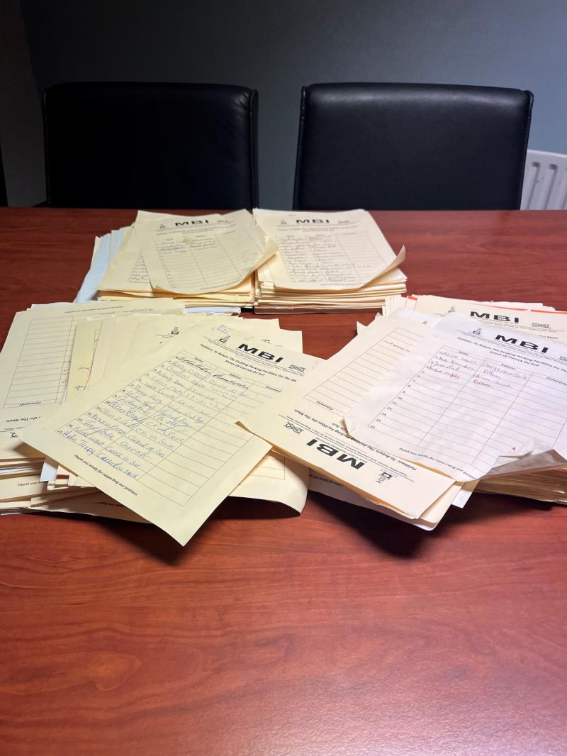 Carrick-on-Suir Main St. parking petition of over 6,670 names to be submitted to Council