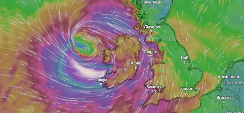 Gardaí warn 'stay indoors'  as Laois County Council announces closures ahead of Storm Éowyn