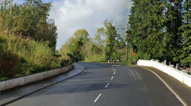 Council urged to address cracked wall in Leitrim