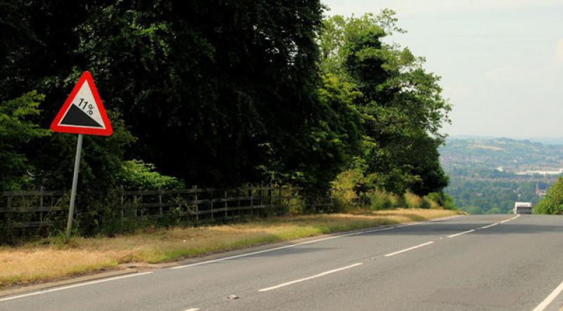 Concerns highlighted over footpath and steep road in Leitrim