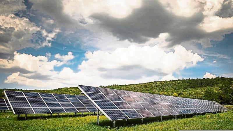 Longford Residents 'delighted' to see Council consider their Solar Panel woes