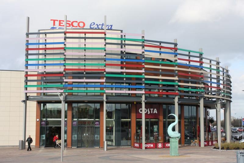 BMW driver stole electrical items from shoppping centre in Kildare 