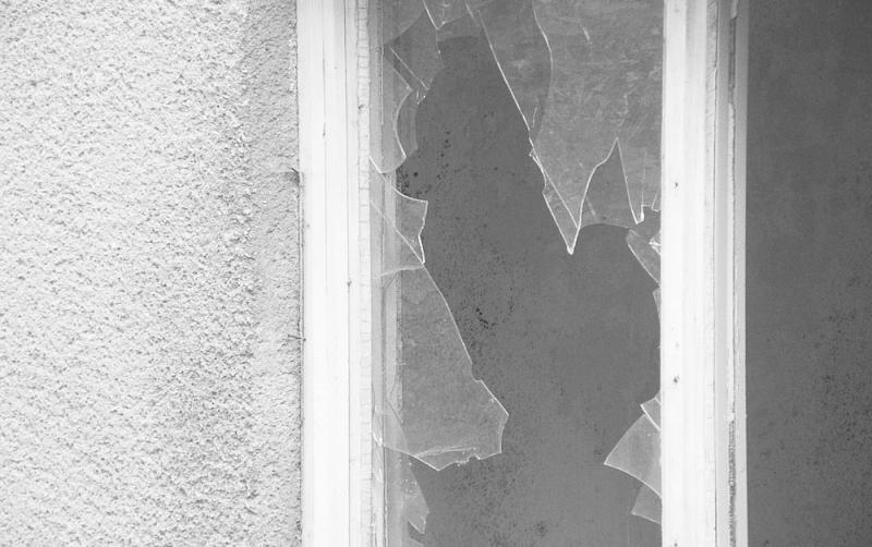 Gardaí appeal for information following two incidents of criminal damage in Shannon