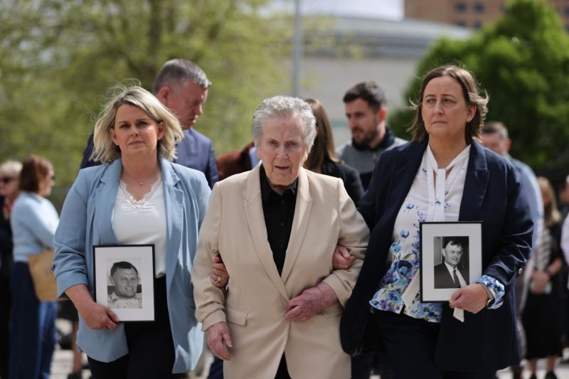 Irish deputy leader Harris meets with family of Sean Brown