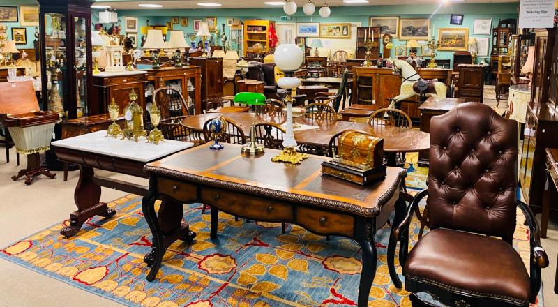 Major auction of antiques and collectibles in Co Kildare 