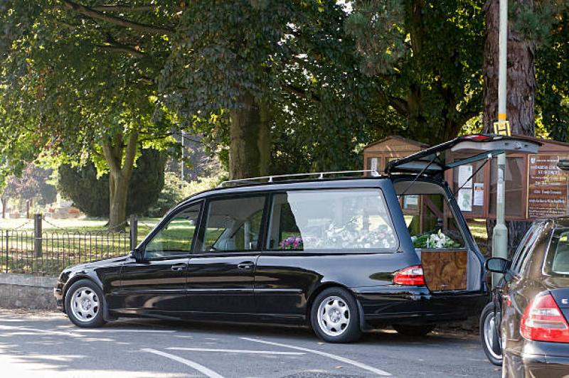 Shocking: Hearses unable to access Laois graveyard