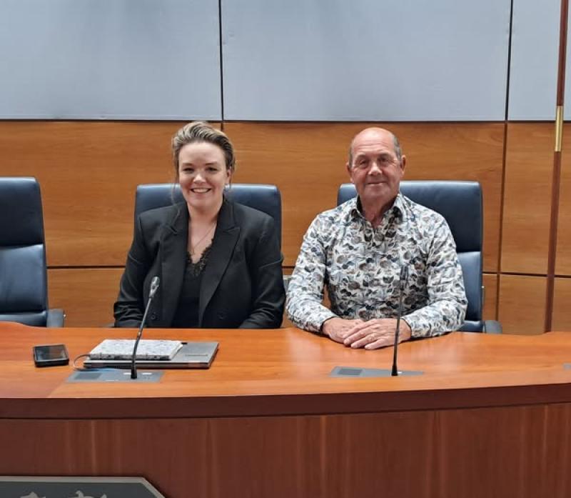 Outgoing Carrick Cathaoirleach ran ship with "steady hand", meeting hears