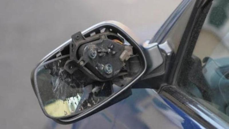 Leitrim councillor says road is costing 'thousands in replacement wingmirrors'