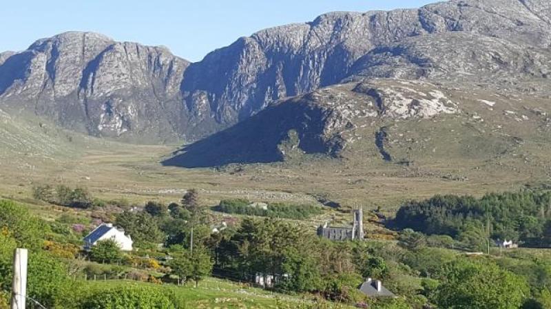 The&nbsp;Old D&uacute;n L&uacute;iche Road will be blocked for two days for resurfacing