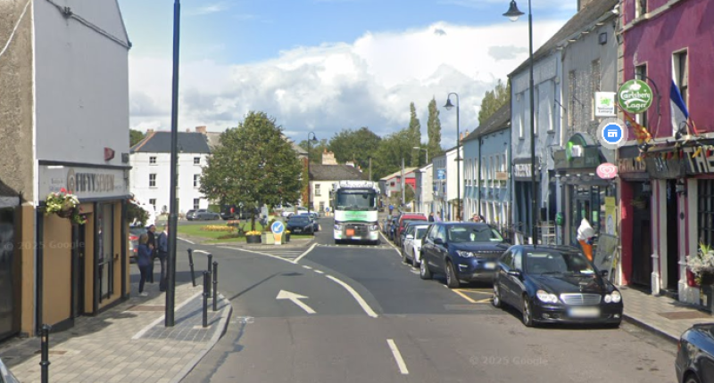 Laois village 'annoyed' as cars damaged by heavy traffic to Kilkenny, says Councillor
