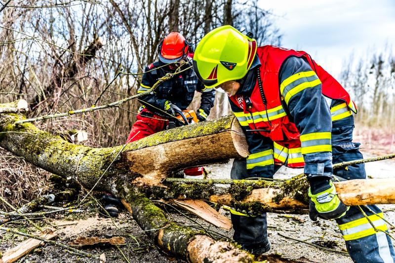 ALERT: Met Eireann issues countrywide Weather Warning as Storm Amy set to hit Ireland