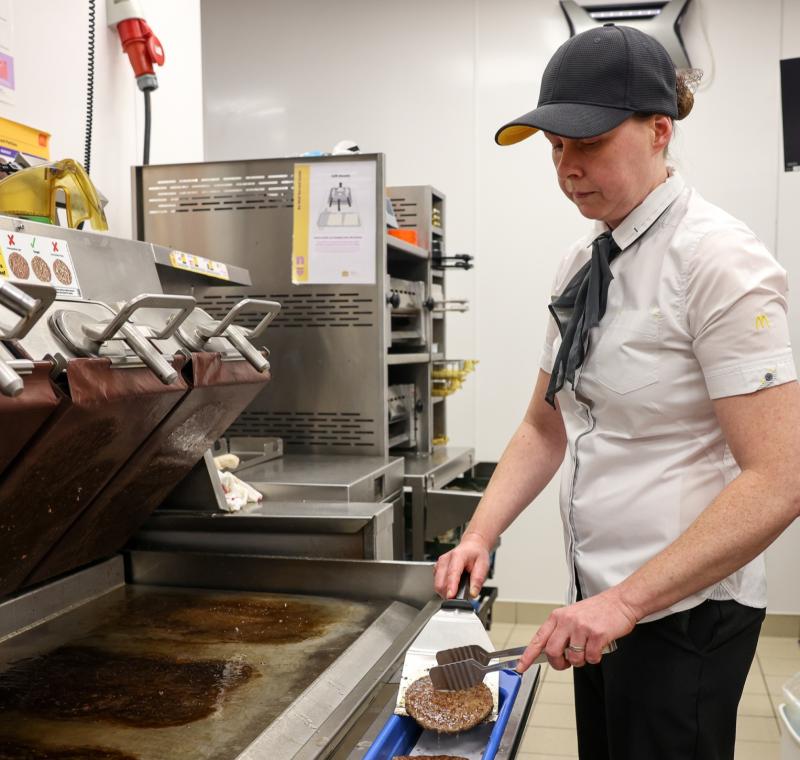 'I'm lovin' it': Busy Annmarie combines farming with manager role in McDonald’s in Limerick