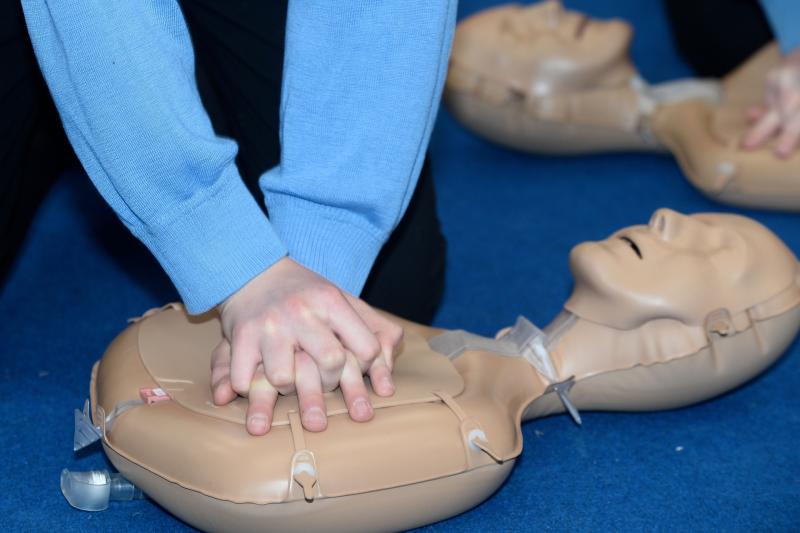 Dundalk students become real-life lifesavers as local school honoured with CPR award