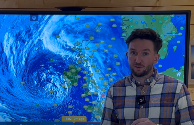 'Keeping a close eye' - Ireland braced for potential storm within days amid update