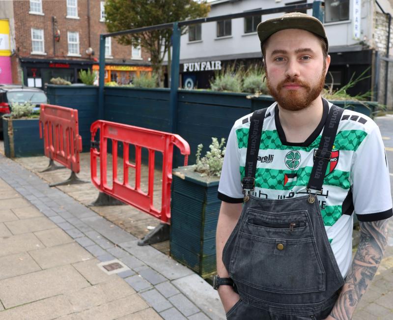 ‘It’s not good enough’: Mayor seeks ‘emergency meeting’ over Limerick pub closure in parklet row