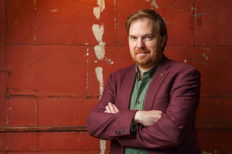 Bernard O’Shea brings his hilarious ‘Desperate House Husband’ show to Leitrim