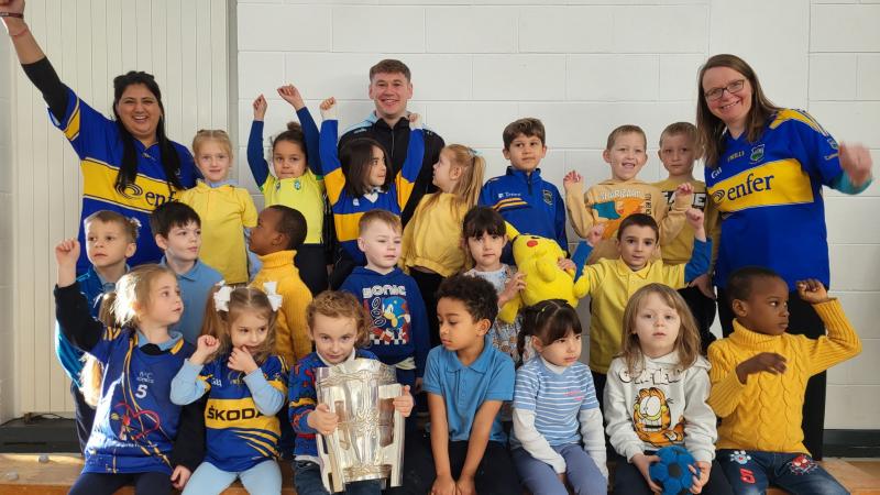 PICTURES: Tipperary hurling hero pays visit to local school with Liam MacCarthy Cup