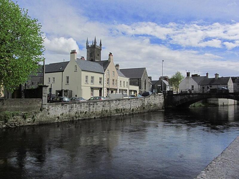 ‘Make our towns cool and sexy’: Calls intensify for action on underused Clare properties 