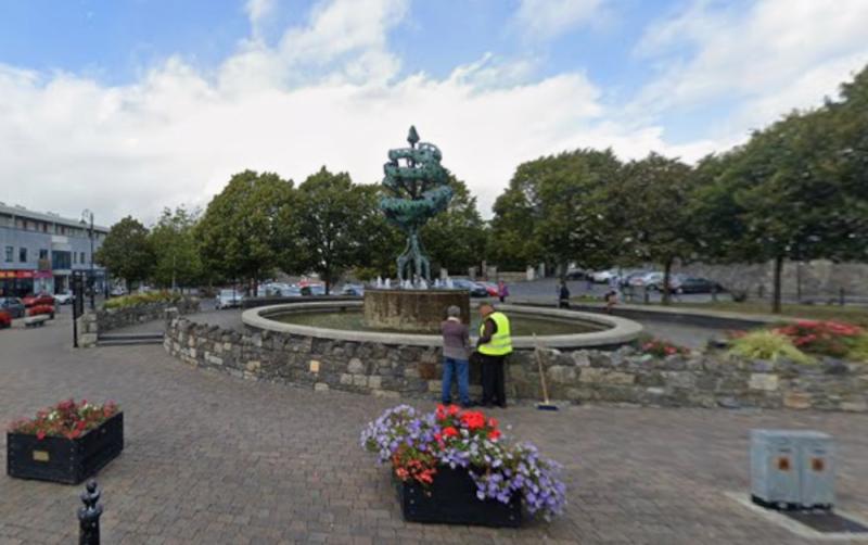 Roads and pedestrian crossings closed at Carlow Town location due to 'essential safety work'