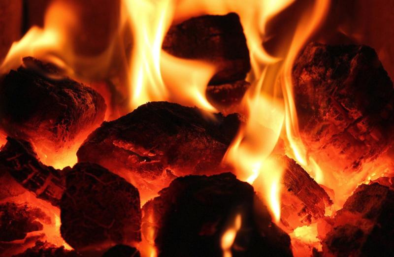 Limerick city tradition discontinued as mayor’s coal appeal burns out