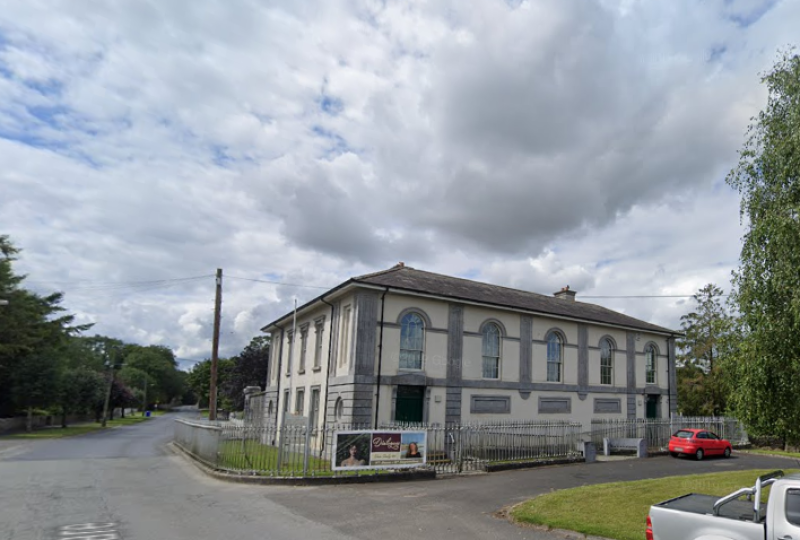 Laois library railings an &lsquo;eyesore&rsquo;