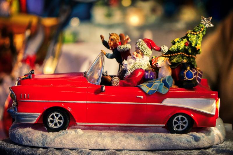 Santa Claus is coming to (Kildare) town!