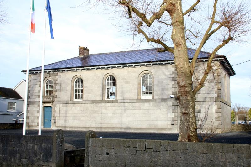 ‘Highly intoxicated’ Limerick man crashed into wall while banned from the roads