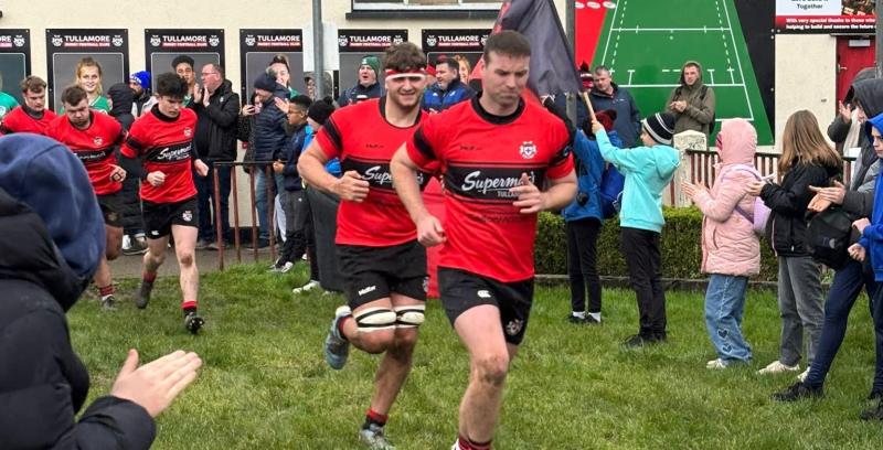 Tullamore firsts dig deep to take all 5 points at home to Wexford Wanderers