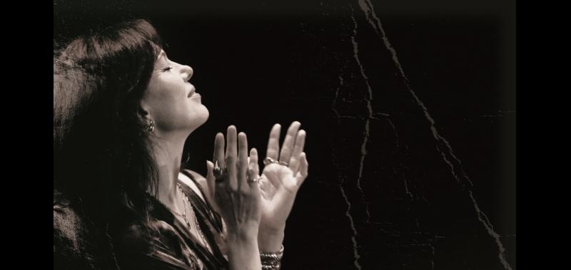 Imelda May to bring intimate 'Raised on Songs & Stories' show to Tipperary