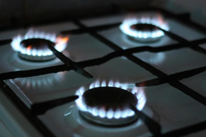 Irish households urged to switch energy providers to save over €2,000