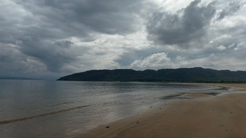 Cloudy and humid today with patchy rain and drizzle in Donegal today