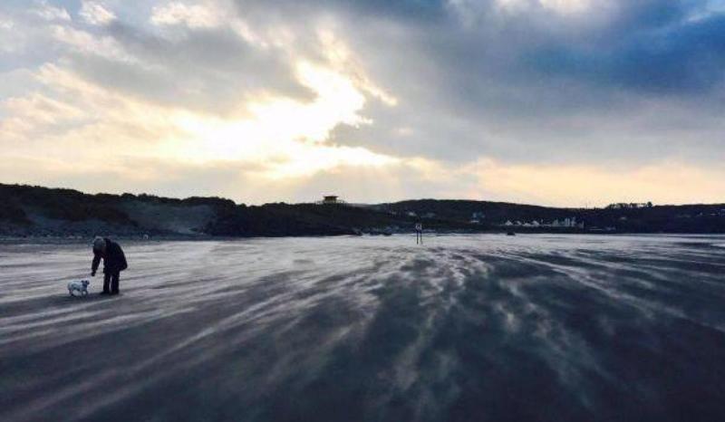 A mostly dry Monday for Donegal with bright spells before temperatures dip tonight