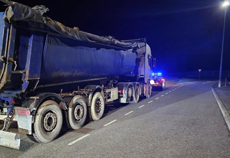 Unlicensed and uninsured HGV driver stopped in Dundalk garda operation