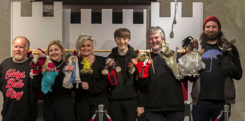 Local artists, writers and actors stage Christmas puppet show at Carrick-on-Suir castle 