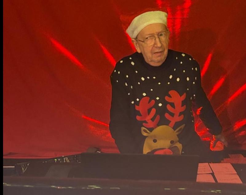 Plenty of live music in Dundalk' s Toales over the festive season