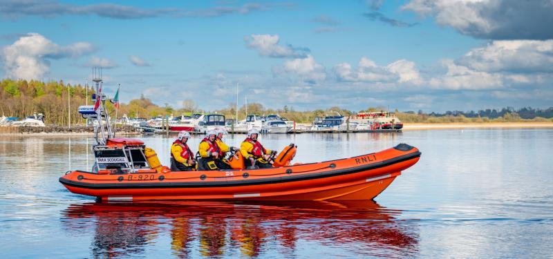 Lough Ree RNLI volunteers respond to festive call out