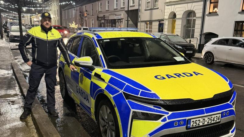 Delight as Glenties welcomes first Garda car in more than a decade 