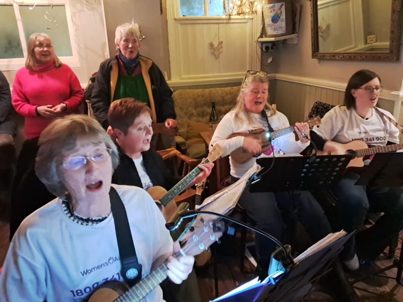 Ballinamore Ukulele group strikes a chord for women&rsquo;s aid on Nollaig na Mban