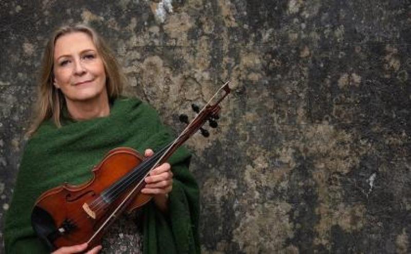 Donegal fiddler Mair&eacute;ad N&iacute; Mhaonaigh to appear on The Late Late Show Trad Special