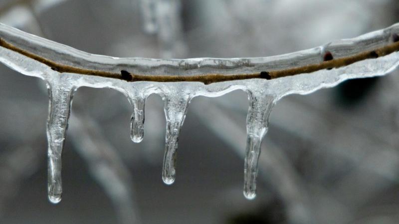 Donegal motorists advised to take care on roads due to freezing rain