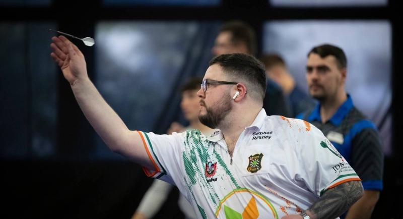 Offaly darts player earns two year professional tour card