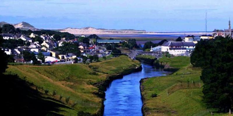 Councillor queries state of Ballyshannon footpath near Old Barracks