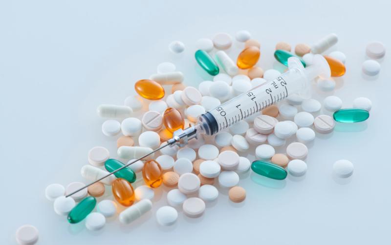 Drugs worth almost &euro;2 million seized in Carlow after Garda&iacute; search woman's car