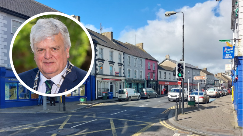 Cars &lsquo;absolutely flying&rsquo; on &lsquo;lethal&rsquo; entrance roads to County Limerick town 